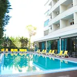 Leonardo 4* Škalngur