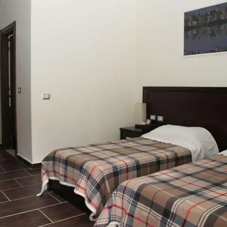 Leonardo Hotel 4*