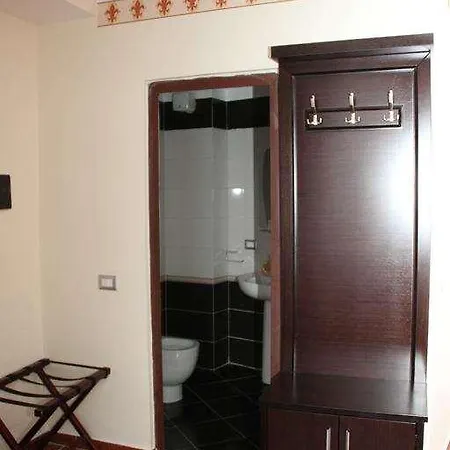 Hotel Leonardo
