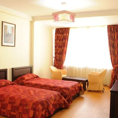 Hotel Leonardo 4*