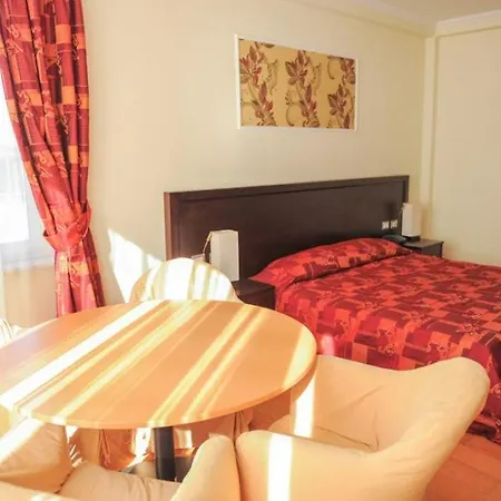 Hotel Leonardo
