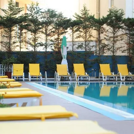 Leonardo 4* Škalngur