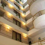 Leonardo 4* Shkallnur