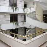 Hotel Leonardo
