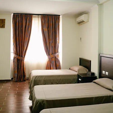 Leonardo Hotel