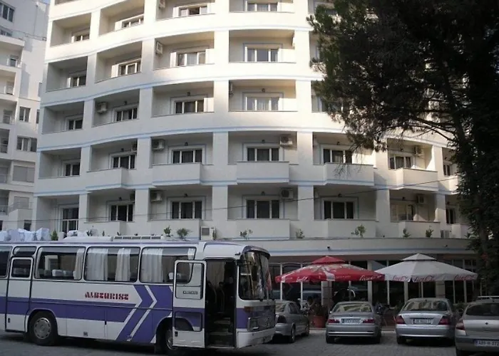 Leonardo Hotel Shkallnur