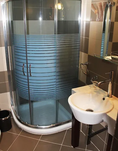 Leonardo Hotel Shkallnur